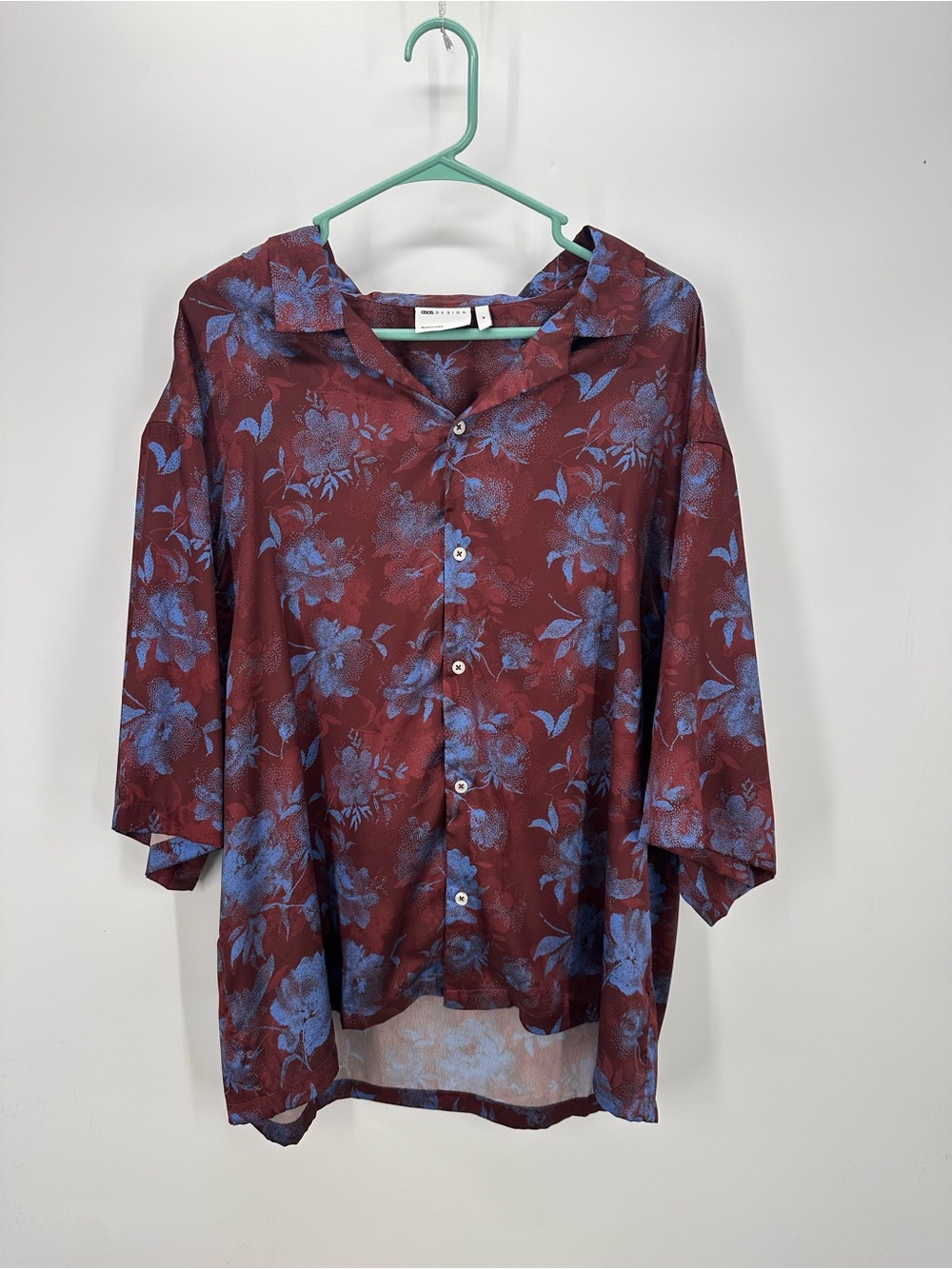Men's ASOS Design Short Sleeve Maroon Satin Button Down w/ Floral Print